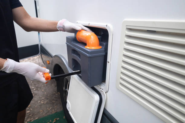 Best Portable bathroom rental  in Osceola, MO