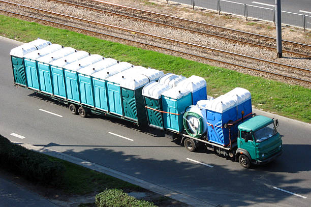 Best Portable toilet rental cost  in Osceola, MO